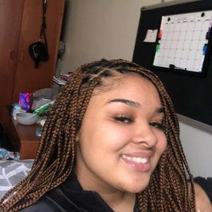 Meet your Posher, Brianna